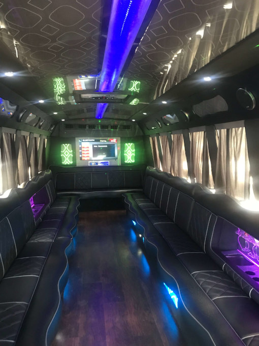 AllPro_Towncar_Clearwater_Limousine_Service_Event_services_passenger_bus_corporate_transportation_page_first_image_nov_first_edit